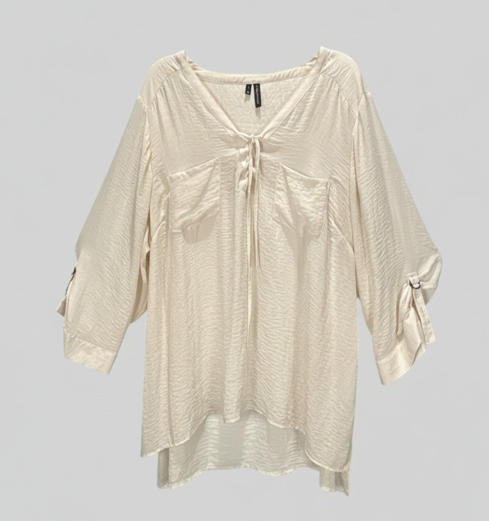 Torrid Womens Cream Roll Tab Sleeve Blouse Size 4 4XL Henley Tunic Shirt Top